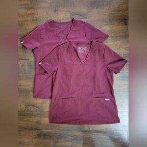 (Two) FIGS Women's Casma Three-Pocket Scrub Tops Burgundy Size Large